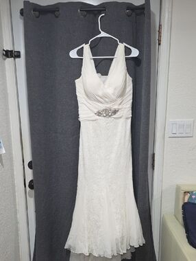 Ivory Sleeveless Beaded Waist Gown